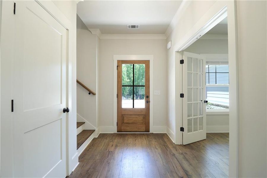 Spacious, unfurnished interior of a new home in Weslyn Park, Social Circle (Image 8).