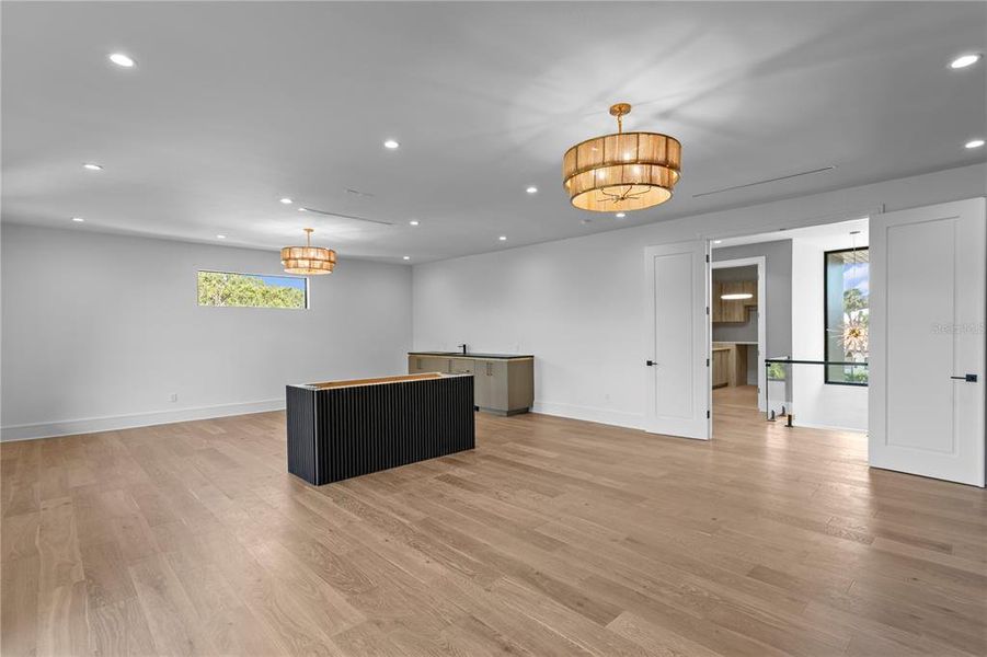 Furnished interior view inside a new home in Snell Isles, St. Petersburg (Image 42). Furnished interior view inside a new home in Snell Isles, St. Petersburg (Image 42).