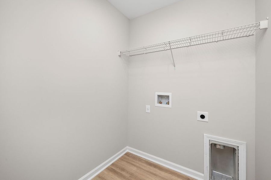 Spacious, unfurnished interior of a new home in Heritage at New Riverside, Bluffton (Image 19).