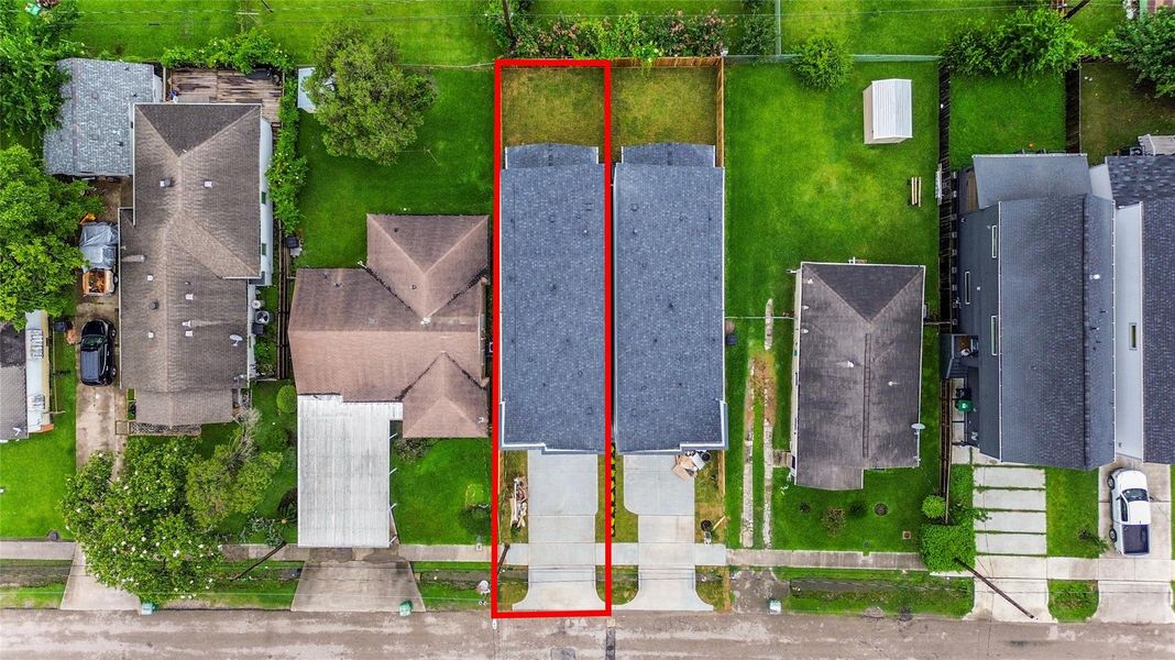 Image 14 of a home in . Image 14 of a home in .