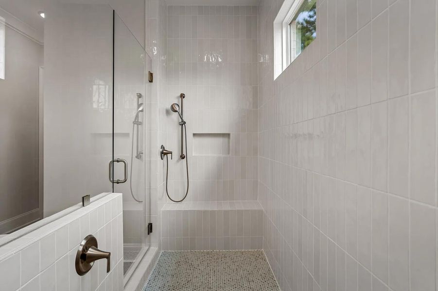 Wilshire A Primary bath