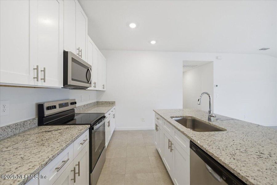 Furnished interior view inside a new home in Azalea Creek, Jacksonville (Image 12).