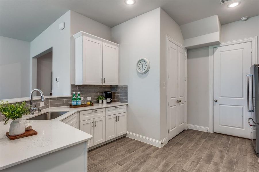 Furnished interior view inside a new home in , Lewisville (Image 7).