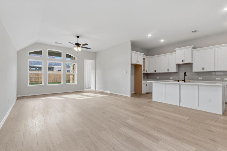 Spacious, unfurnished interior of a new home in Brookewater, Rosenberg (Image 17). Spacious, unfurnished interior of a new home in Brookewater, Rosenberg (Image 17).