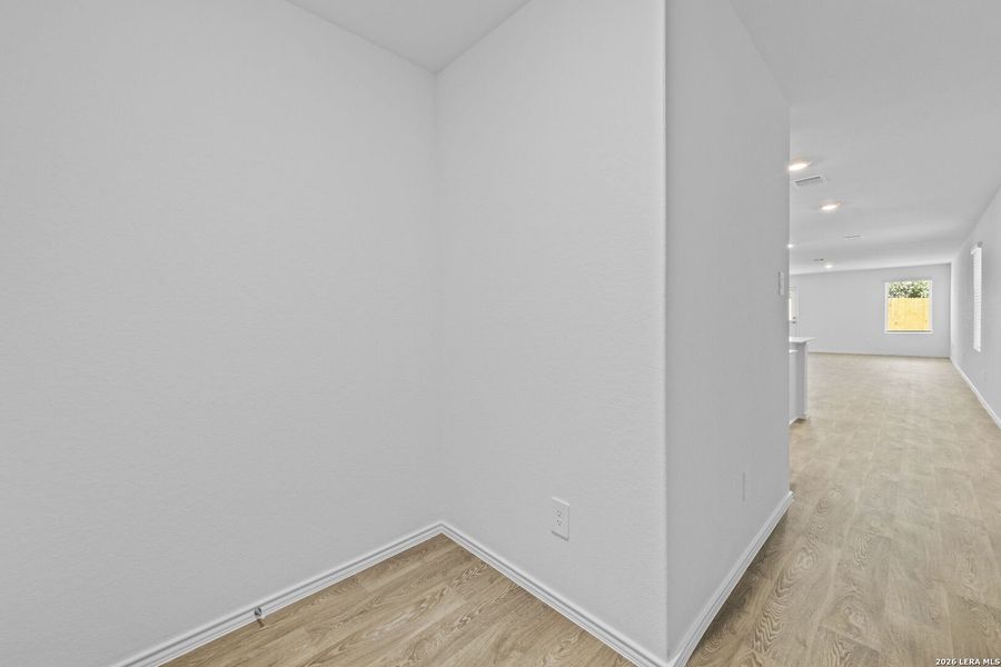 Spacious, unfurnished interior of a new home in Hickory Ridge, Elmendorf (Image 15). Spacious, unfurnished interior of a new home in Hickory Ridge, Elmendorf (Image 15).