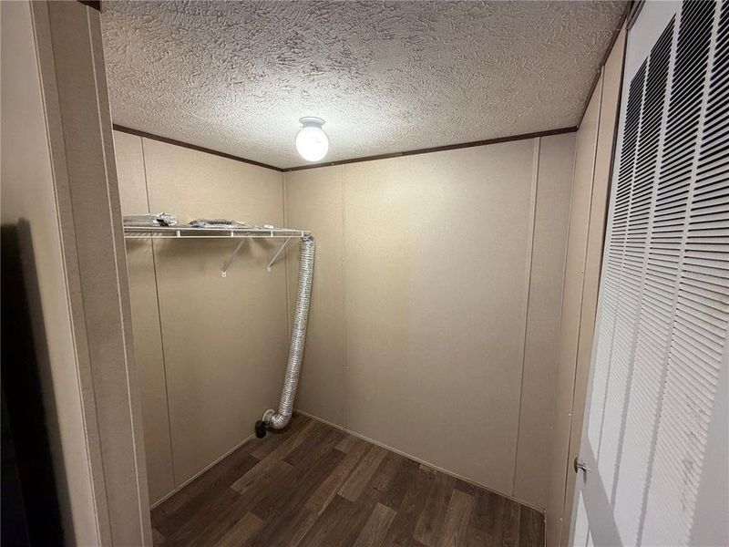 Spacious, unfurnished interior of a new home in , Summerfield (Image 10).