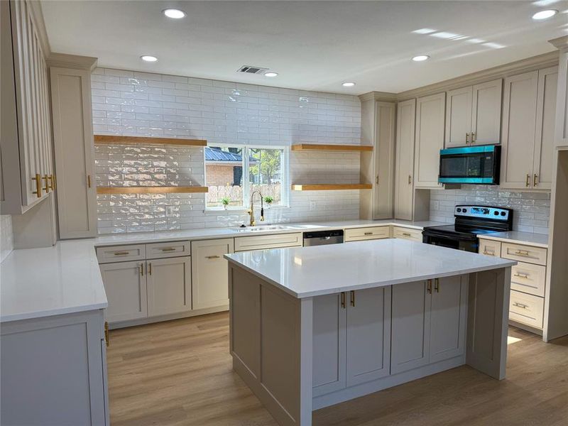 Furnished interior view inside a new home in , Rio Vista (Image 4). Furnished interior view inside a new home in , Rio Vista (Image 4).