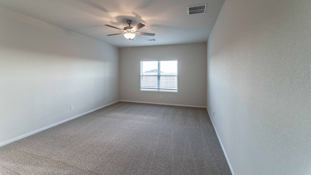 Spacious, unfurnished interior of a new home in Paramount, Kyle (Image 35).