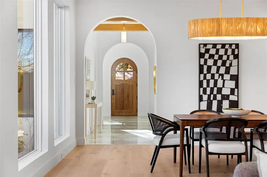 Furnished interior view inside a new home in , Dallas (Image 17).