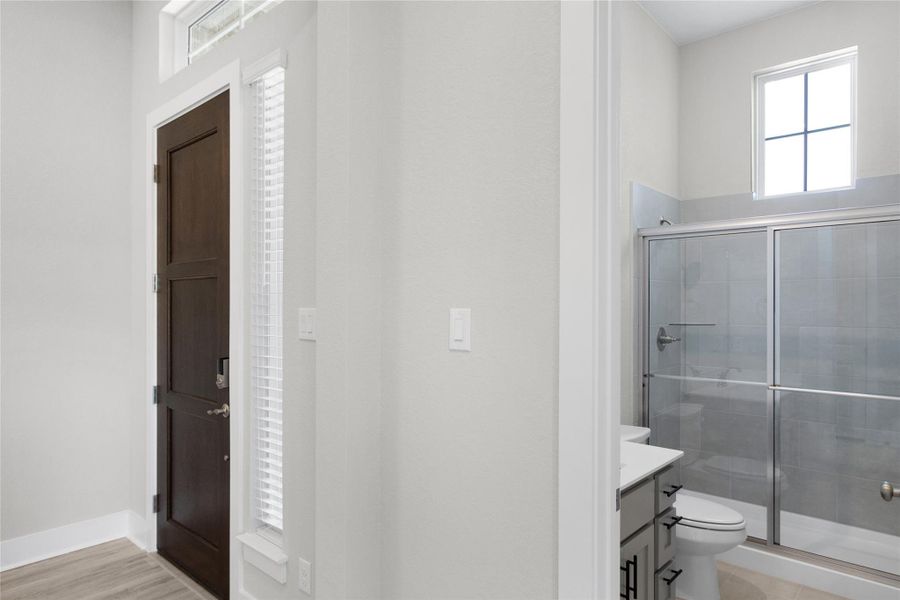 REPRESENTATIVE OF FLOOR PLAN ONLY REPRESENTATIVE OF FLOOR PLAN ONLY