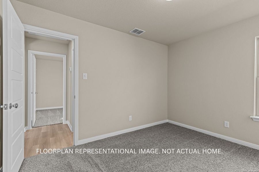 Spacious, unfurnished interior of a new home in Winding Brook, San Antonio (Image 15).