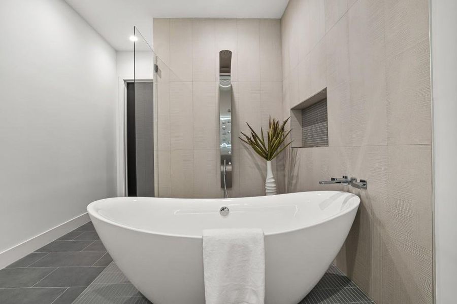 Furnished interior view inside a new home in , Decatur (Image 55).