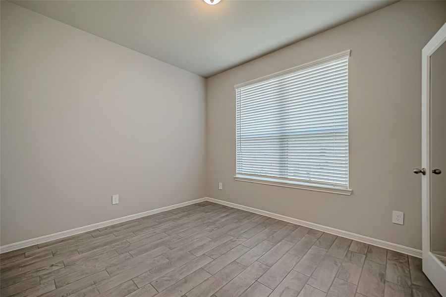 Spacious, unfurnished interior of a new home in Lago Mar, Texas City (Image 24). Spacious, unfurnished interior of a new home in Lago Mar, Texas City (Image 24).