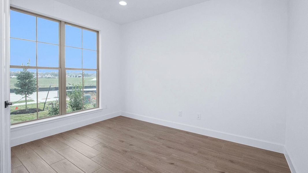 Spacious, unfurnished interior of a new home in Briarley, Montgomery (Image 14).