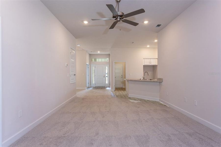 Spacious, unfurnished interior of a new home in , Palm Coast (Image 14).