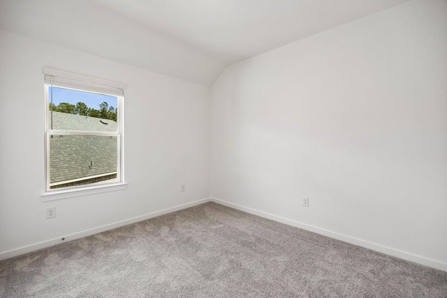 Spacious, unfurnished interior of a new home in Mavera, Conroe (Image 33).