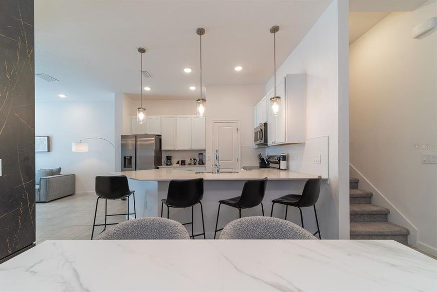 Furnished interior view inside a new home in , Orlando (Image 50).