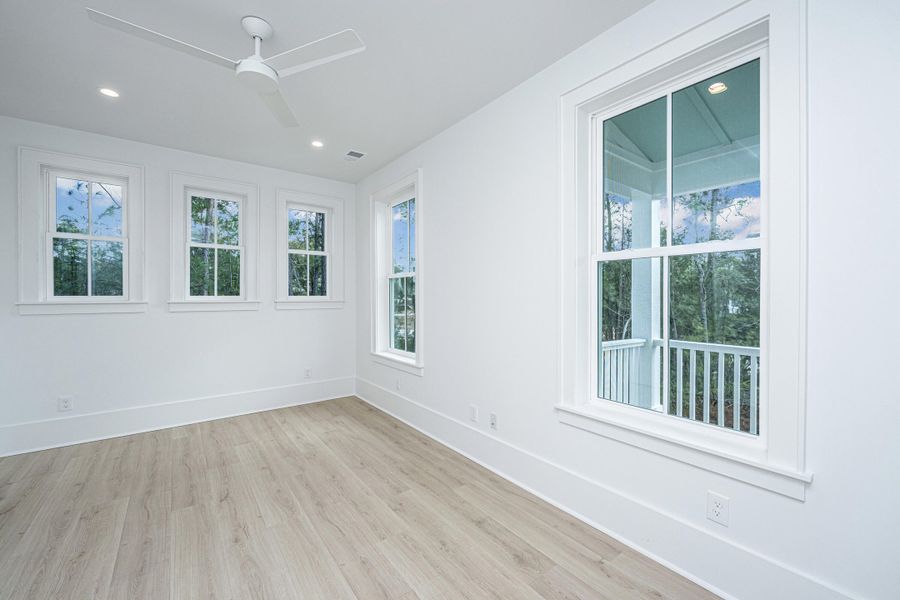 Spacious, unfurnished interior of a new home in , Mount Pleasant (Image 22).
