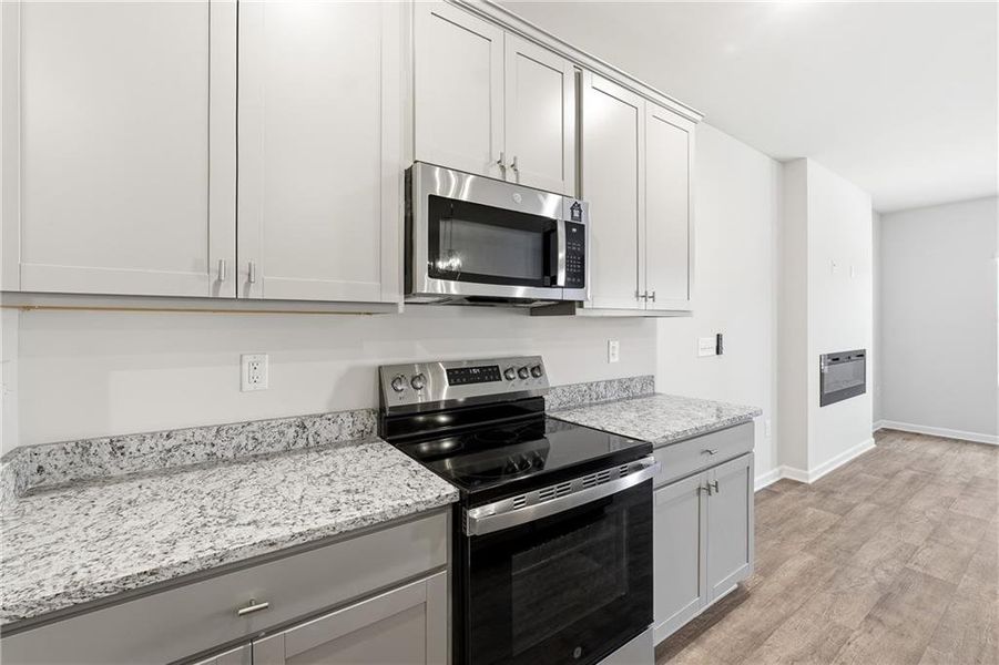 Furnished interior view inside a new home in Carolina, Palmetto (Image 7).
