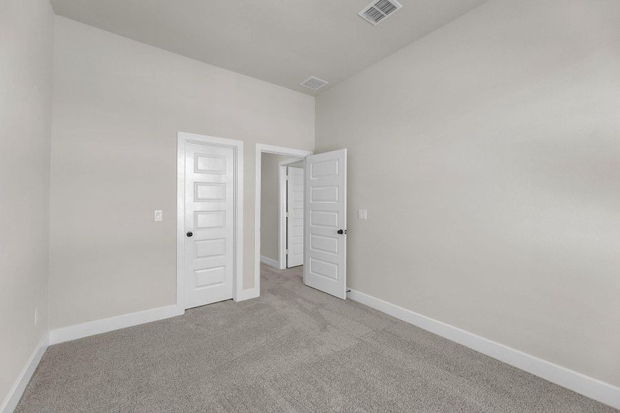 Spacious, unfurnished interior of a new home in Flora, Hutto (Image 50).