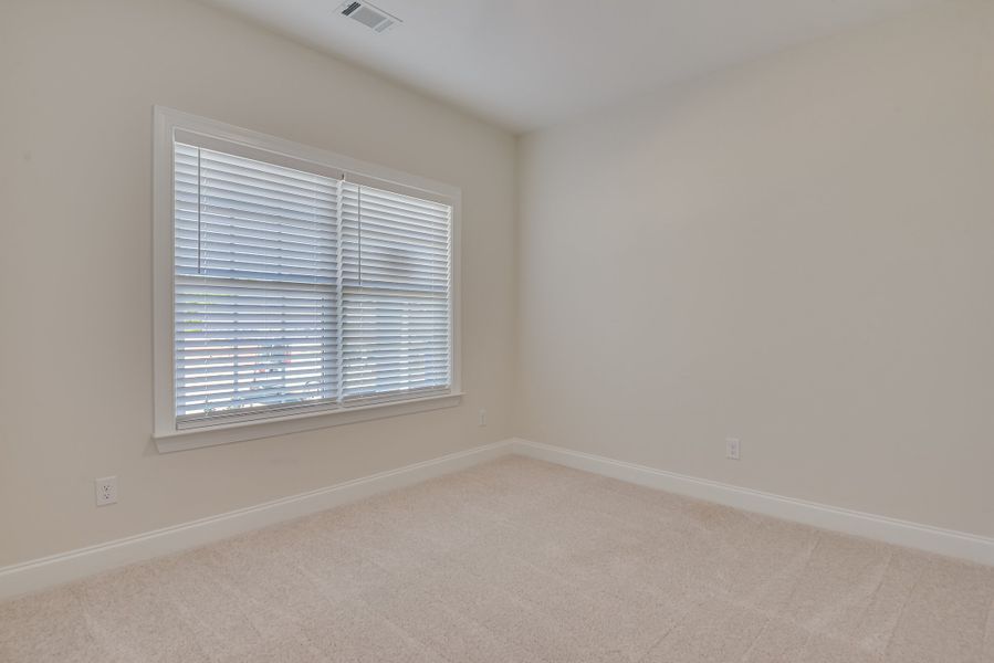 Spacious, unfurnished interior of a new home in The Sanctuary, Aiken (Image 31).