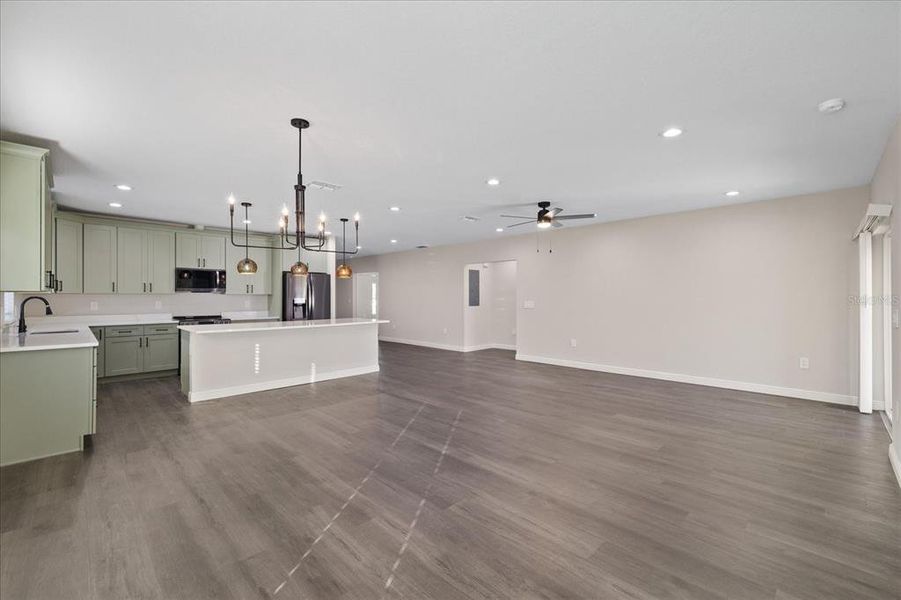 Spacious, unfurnished interior of a new home in , St. Petersburg (Image 45). Spacious, unfurnished interior of a new home in , St. Petersburg (Image 45).