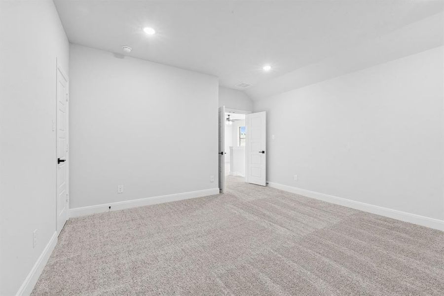 Spacious, unfurnished interior of a new home in South Pointe  Cottage Series, Mansfield (Image 25).