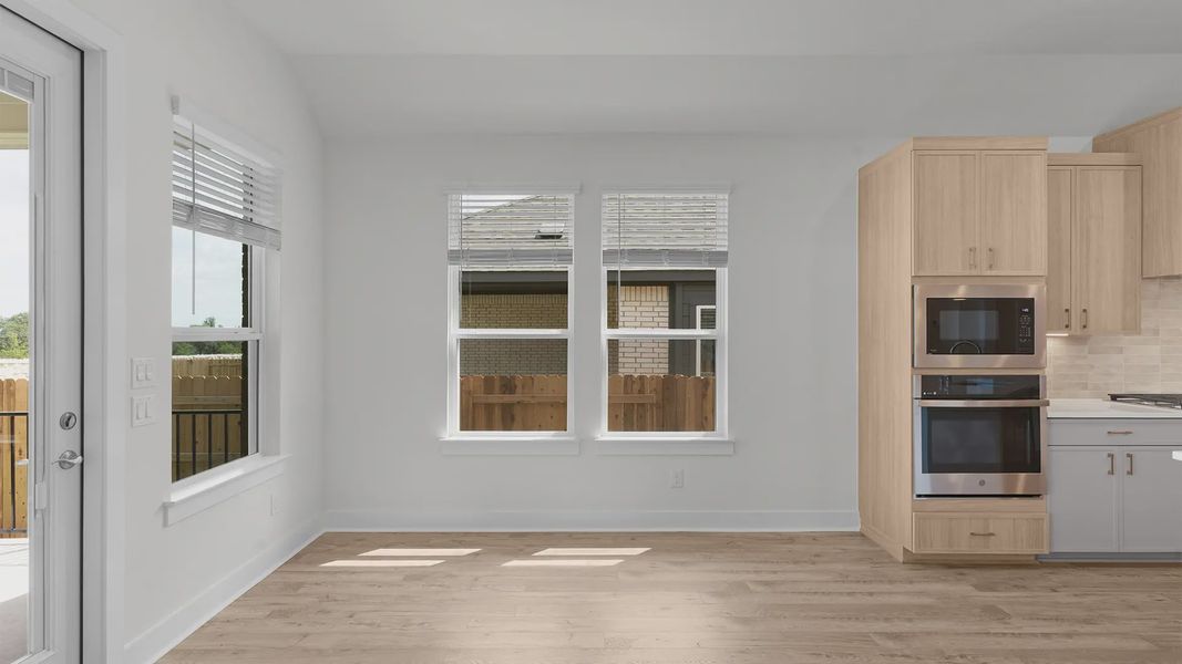 Representative unfurnished interior of a home built from the Mariah by Chesmar Homes in Crescent Bluff, Georgetown (Image 15).