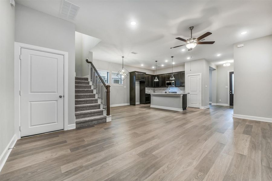 Spacious, unfurnished interior of a new home in , Richmond (Image 18).