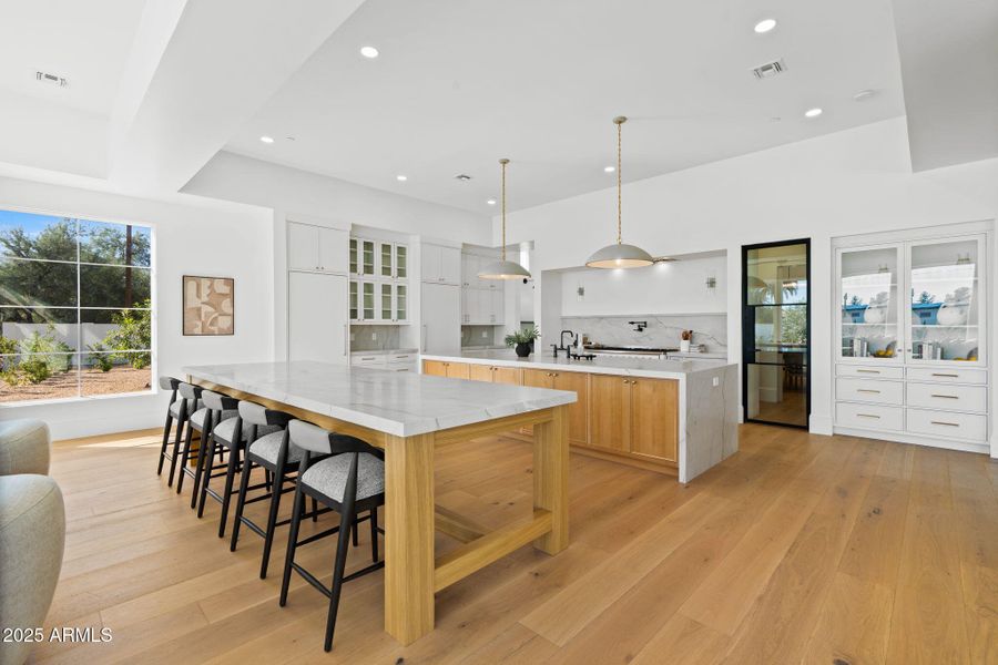 17-web-or-mls-10809-n-82nd-pl 17-web-or-mls-10809-n-82nd-pl