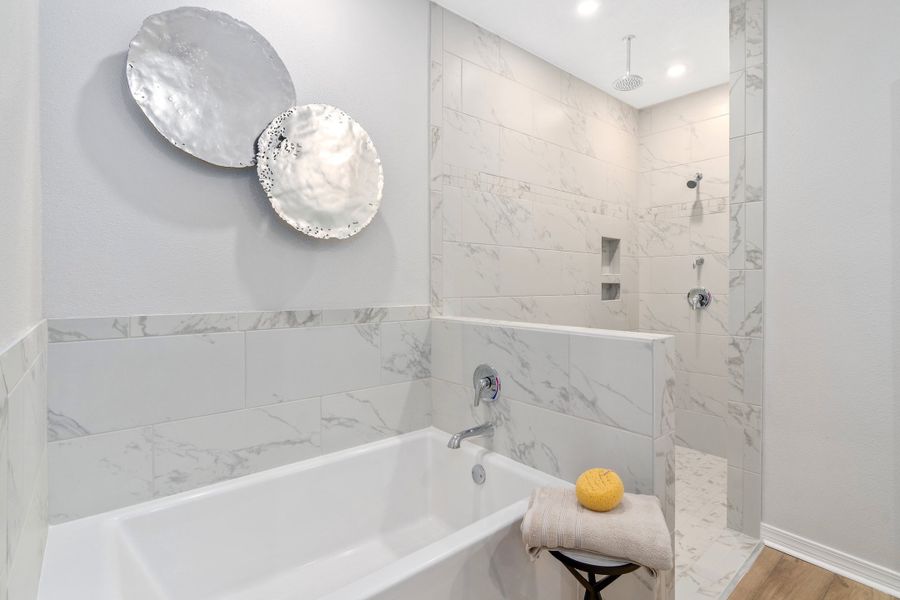 Representative furnished interior of a home built from the Miramar by Maronda Homes in Bellview Pointe, Bellview (Image 25).