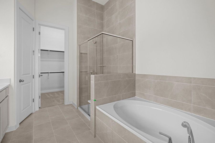 Primary Bath retreat with garden tub & walk-in shower