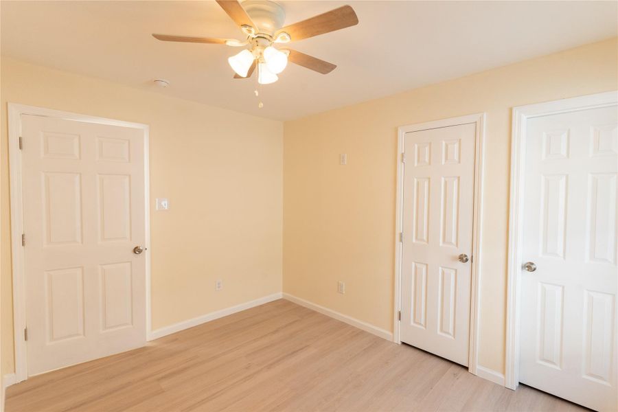 Spacious, unfurnished interior of a new home in , Bacliff (Image 7).