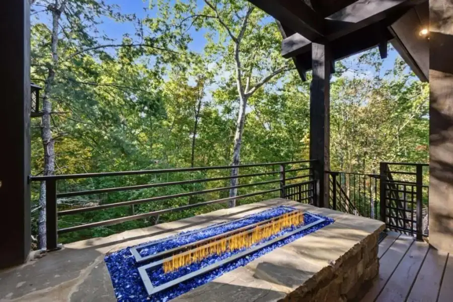 Exterior details and patio area of a home in , Blue Ridge (Image 4).