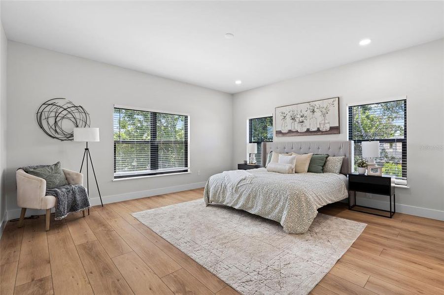 Furnished interior view inside a new home in , Tampa (Image 30).