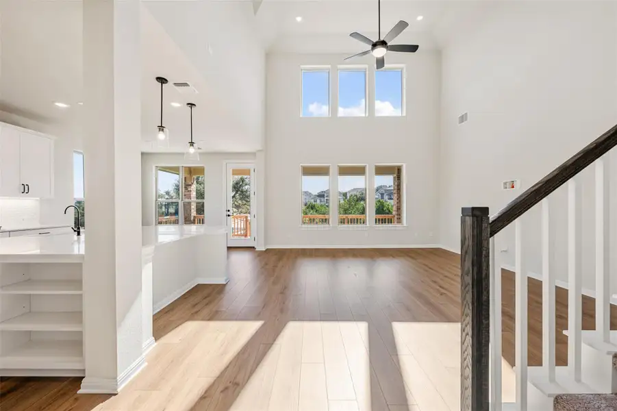 Representative images and renderings are for illustrative purposes. Actual structural options and design finishes of home may vary.