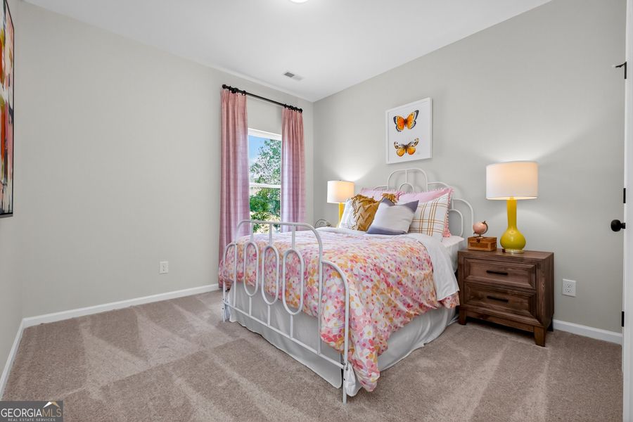 Furnished interior view inside a new home in Stonebridge North, Macon (Image 38).