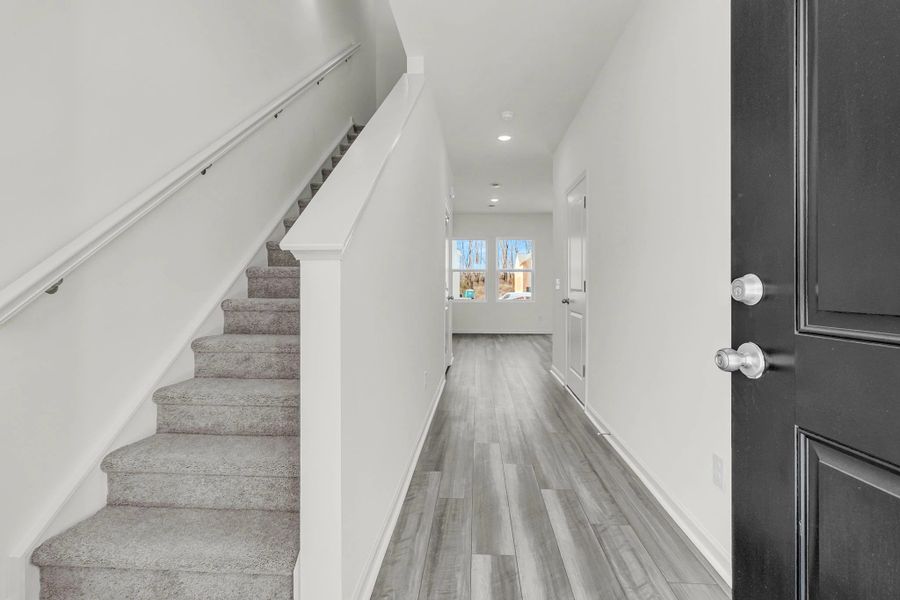 Representative unfurnished interior of a home built from the Lantern by Starlight Homes in Pinckney Place, North Charleston (Image 19).