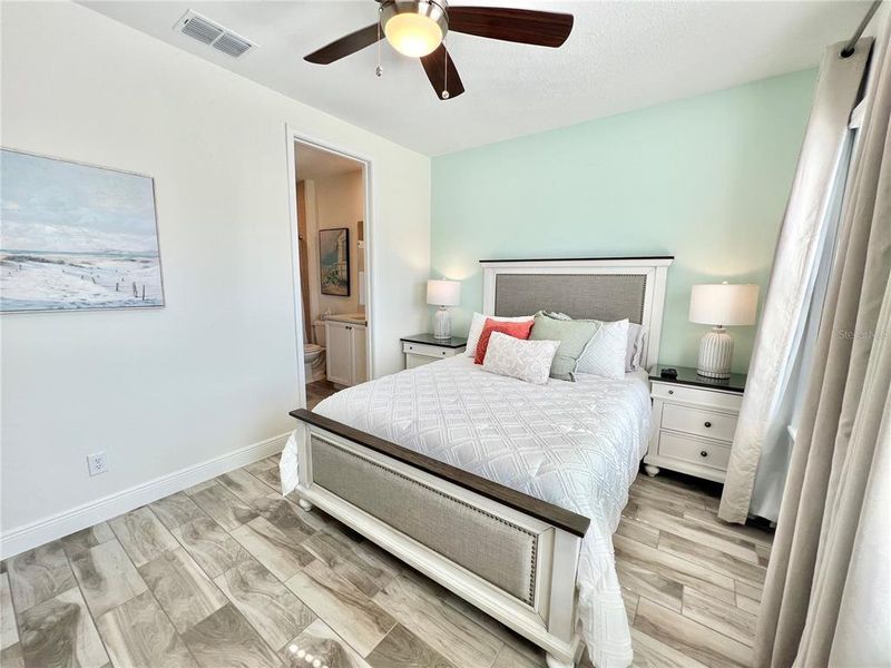 Furnished interior view inside a new home in , Kissimmee (Image 46).