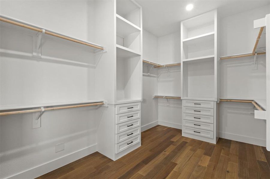 Image 36 of a home in .