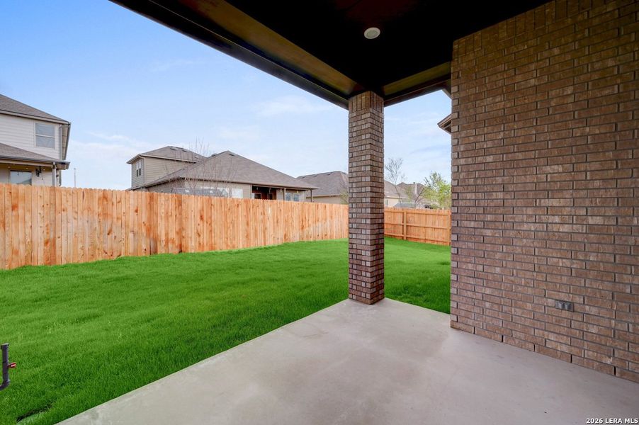 Exterior details and patio area of a home in Mont Blanc, Schertz (Image 3).