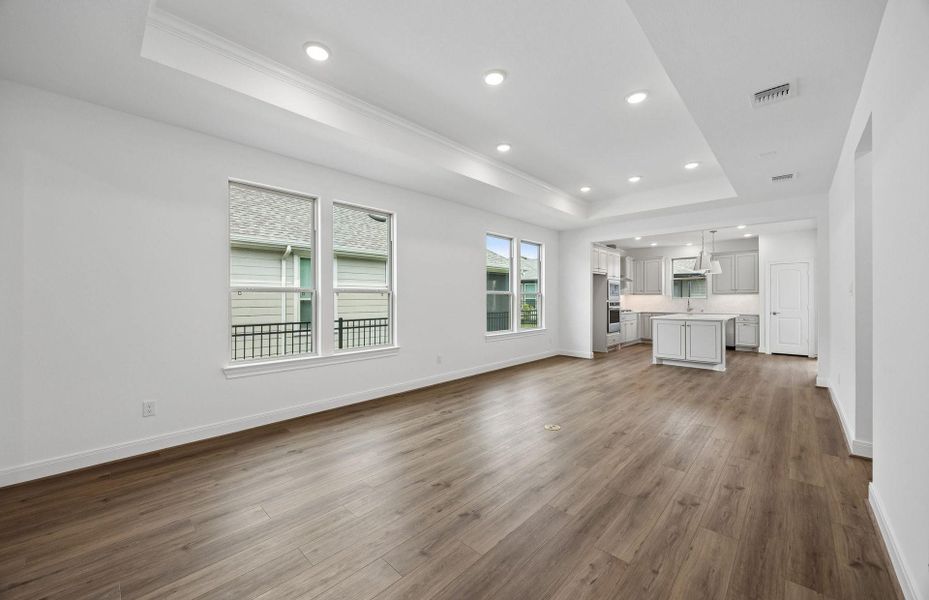 Spacious, unfurnished interior of a new home in Del Webb in Chambers Creek, Willis (Image 16). Spacious, unfurnished interior of a new home in Del Webb in Chambers Creek, Willis (Image 16).