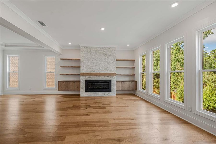 Spacious, unfurnished interior of a new home in Bellwyn, Johns Creek (Image 34).