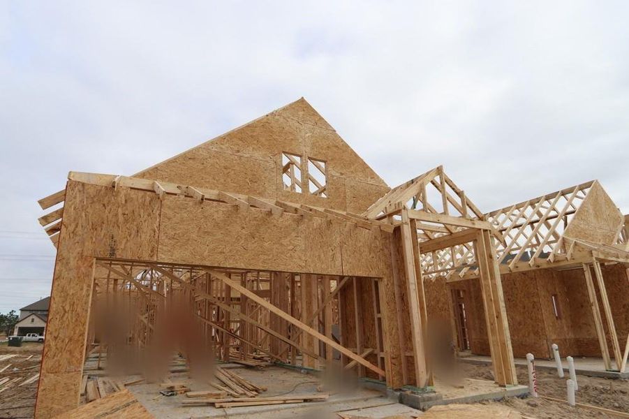 Let us show you how our advanced framing techniques have stood the test of time and allow more insulation for a quieter and more energy efficient home.