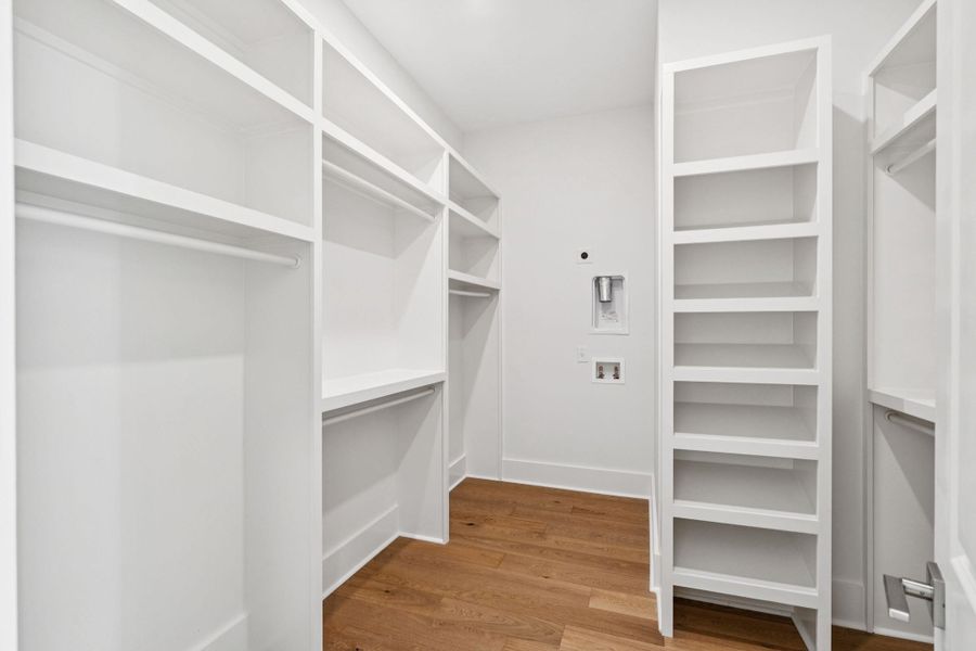 Spacious, unfurnished interior of a new home in , Johns Island (Image 25).