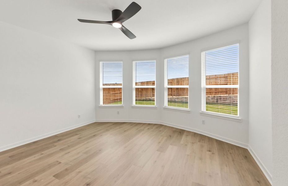 Representative unfurnished interior of a home built from the Oakmont by Pulte Homes in Sunfield, Mustang Ridge (Image 14).