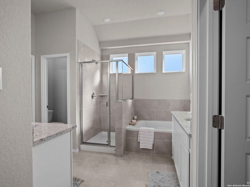 Furnished interior view inside a new home in Hannah Heights, Seguin (Image 20).