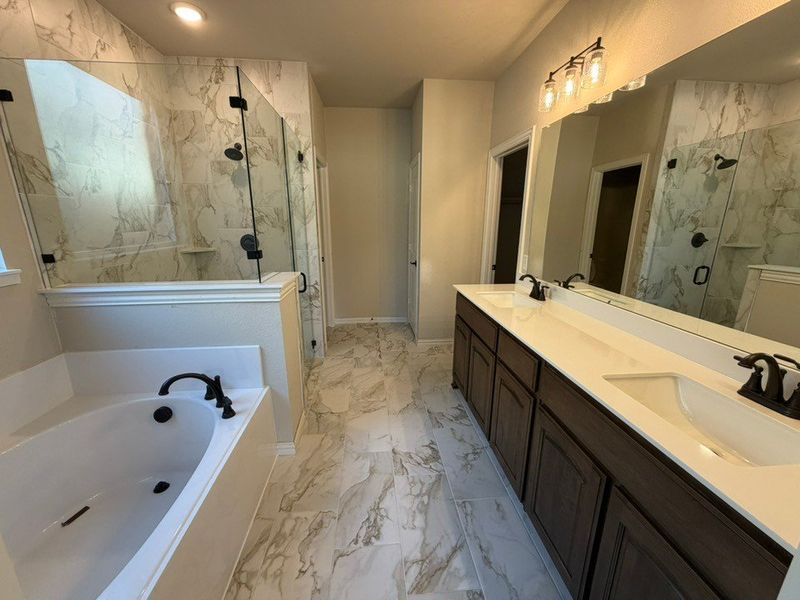 Furnished interior view inside a new home in Waterford Park, Weatherford (Image 6).