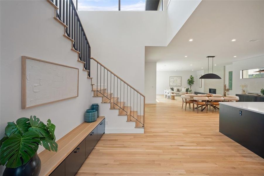 Furnished interior view inside a new home in , Dallas (Image 12).