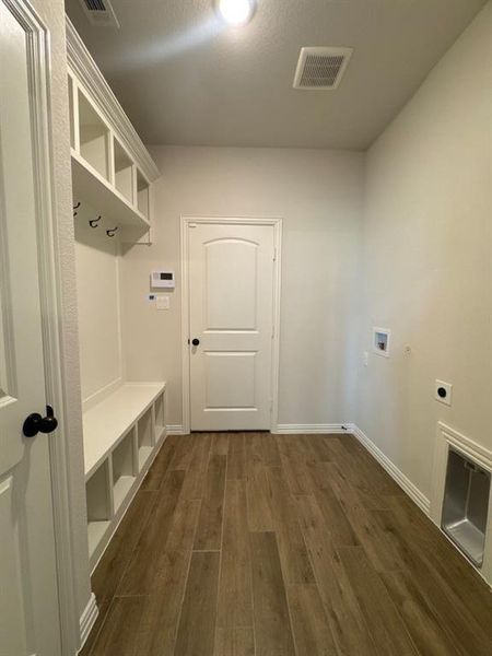 Spacious, unfurnished interior of a new home in Cedar Ridge Estates, Anna (Image 13). Spacious, unfurnished interior of a new home in Cedar Ridge Estates, Anna (Image 13).